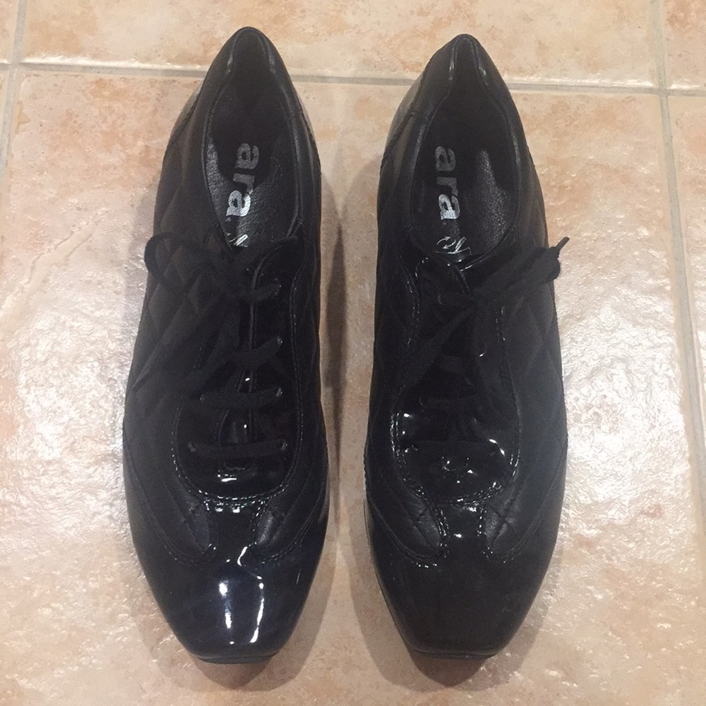 20% OFF! Leather/Patent Shoe/Sneaker